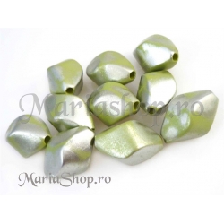 Margele acril verde-argintiu bicon 5b